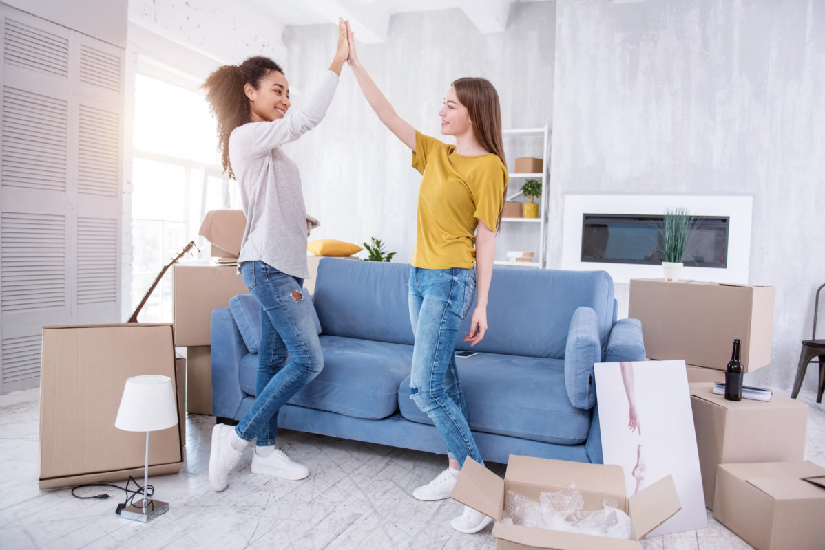 How to Stay Cool While Moving in Summer
