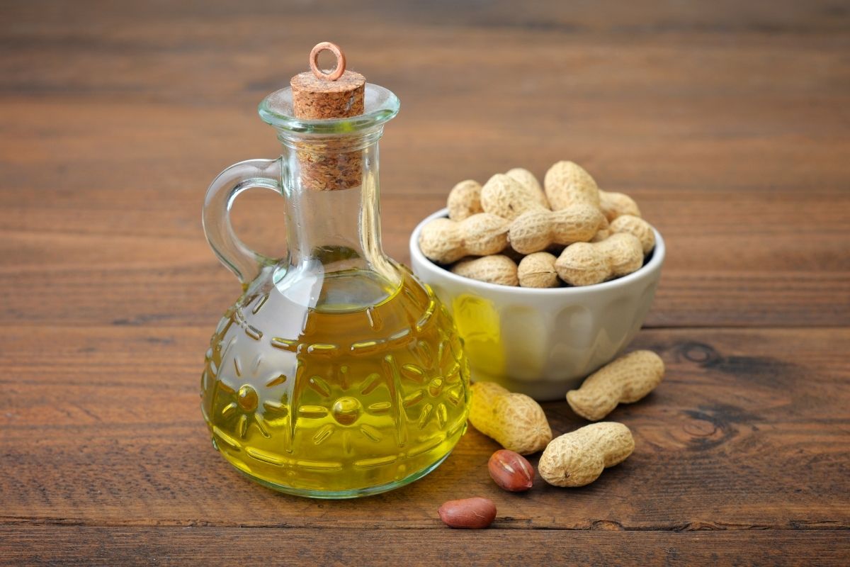 What does the best groundnut oil extraction machine do?