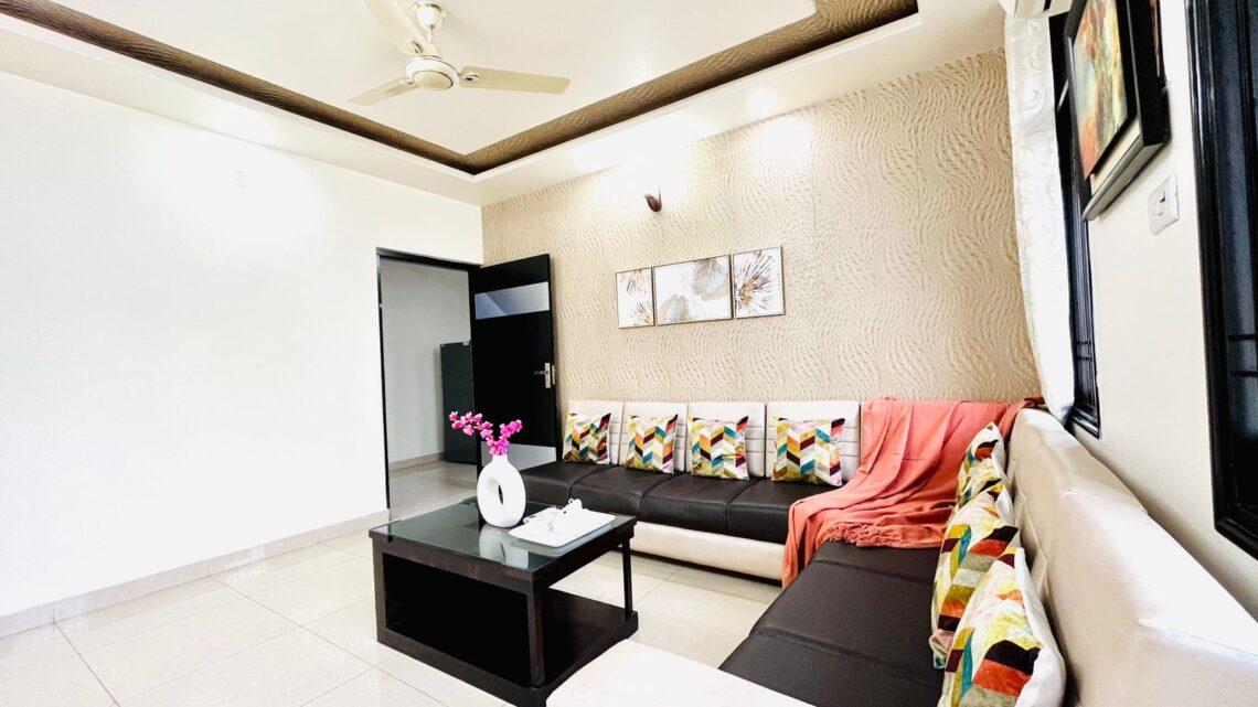Luxury well furnished Service Apartments Delhi