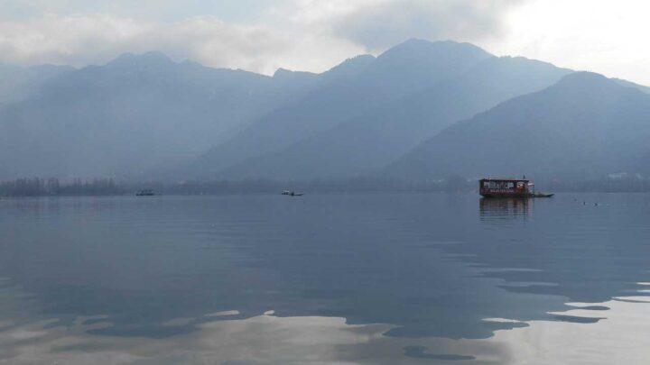 Kashmir Srinagar Vacations: Floating Paradise On The Dal And Nigeen Lakes