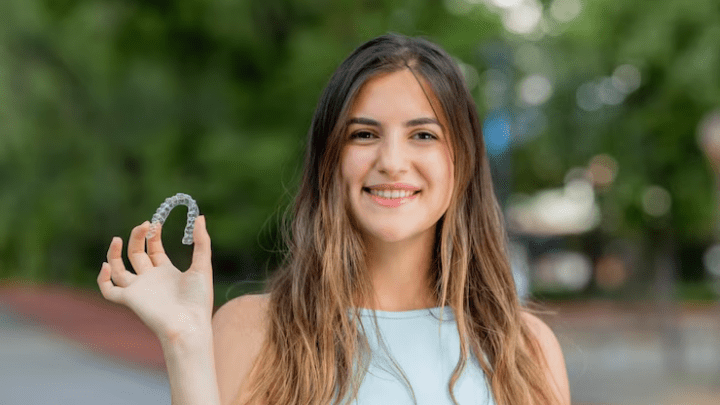 Clear Orthodontic Braces: A Subtle Path to Straighter Teeth