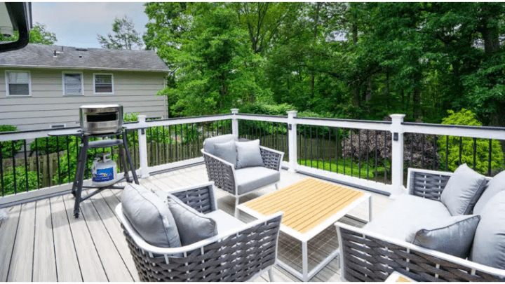 Lakewood Decks: Elevating Your Outdoor Living Experience