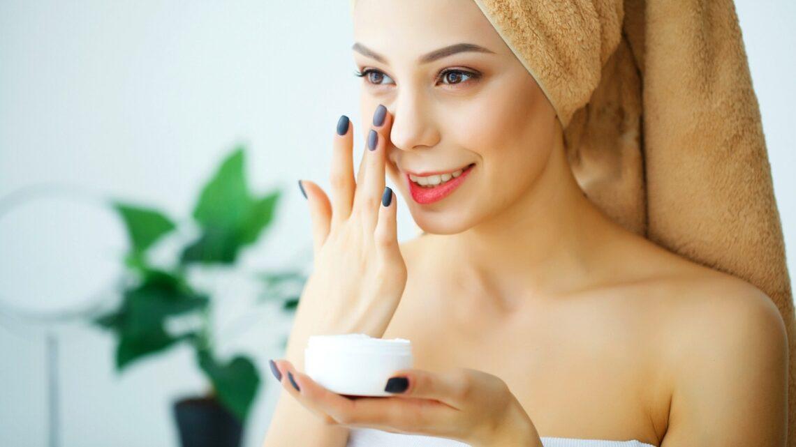 Best Skin Care Products for Acne-Prone Skin: A Comprehensive Guide