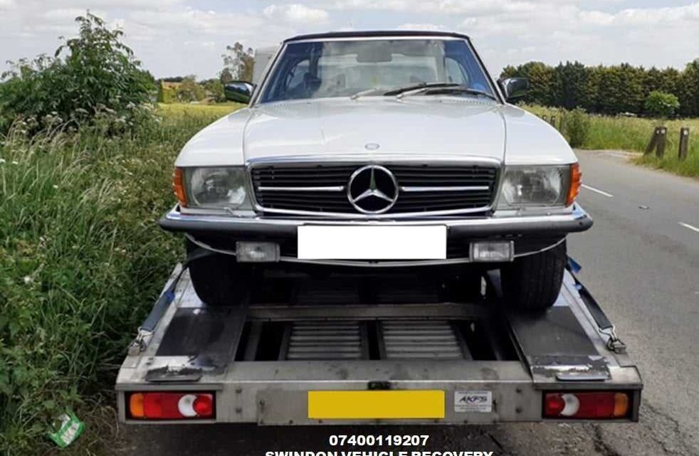 Towing Triumphs: Navigating the Maze of Accident Recovery Towing Services in Swindon